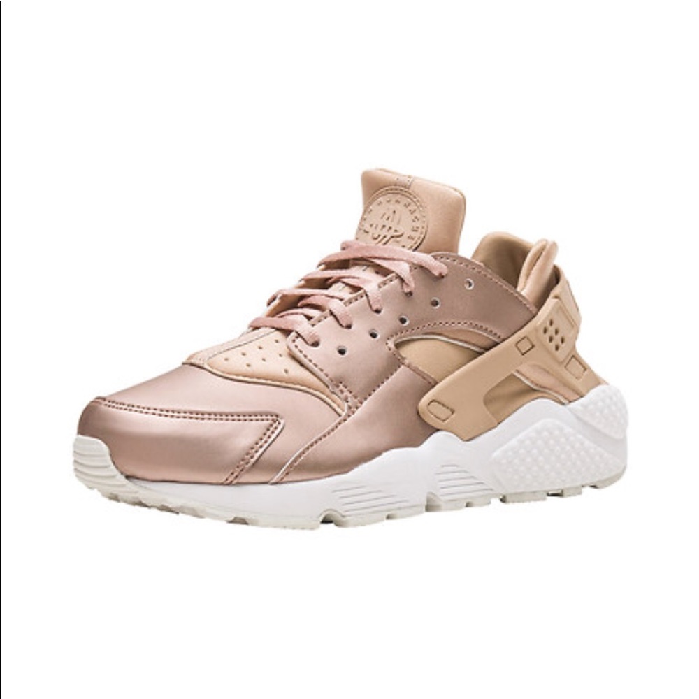 Rare Brand New Nike Women’s Huaraches in Rose Gold - Picture 1 of 5